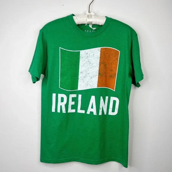 MAD Engine green St Patrick’s Day tee shirt Ireland graphic Irish flag S - Picture 8 of 9